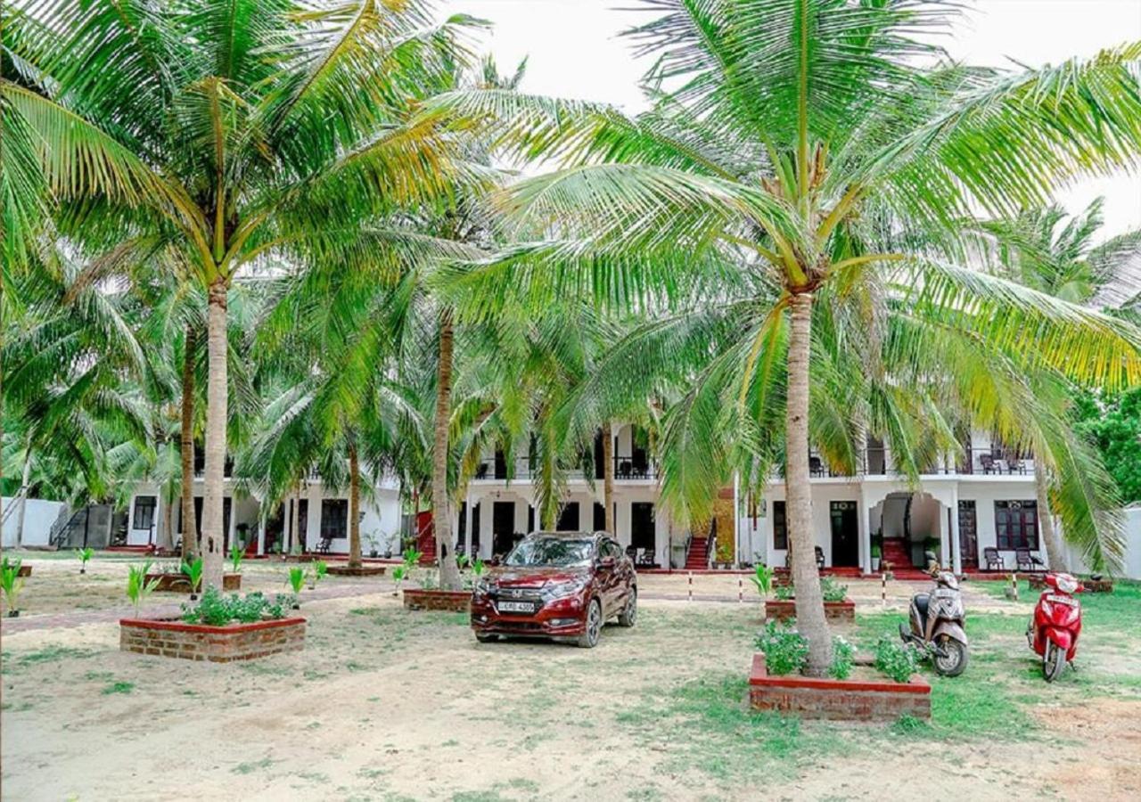 Crescent Sea Resort نيلافيلي المظهر الخارجي الصورة
