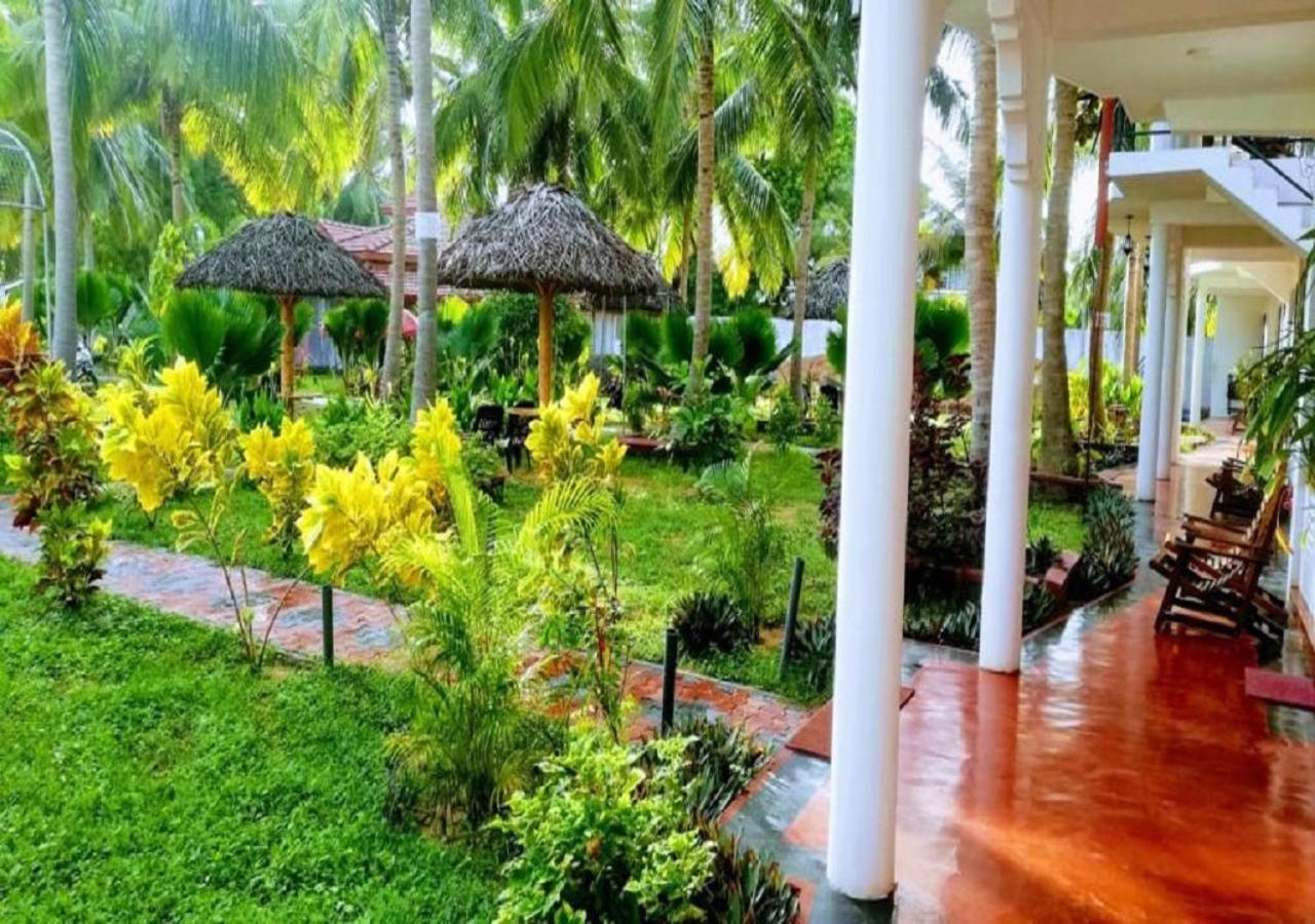 Crescent Sea Resort نيلافيلي المظهر الخارجي الصورة